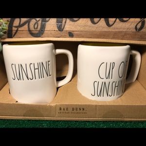 Rae Dunn mugs set